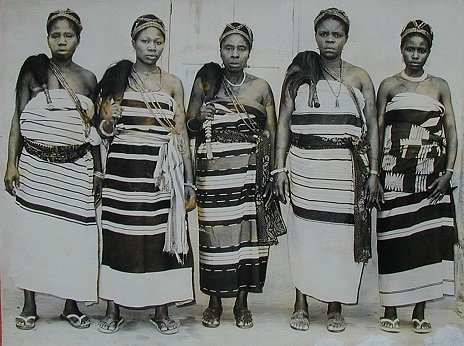kemetic-dreams:    F.A.QGeneral Questions about Igbo Culture:What is the difference between Odinani and Omenala?Omenala are customs and traditions, and Odinani is the study of the sacred sciences of nature; both  inner (human nature) and outer (the world