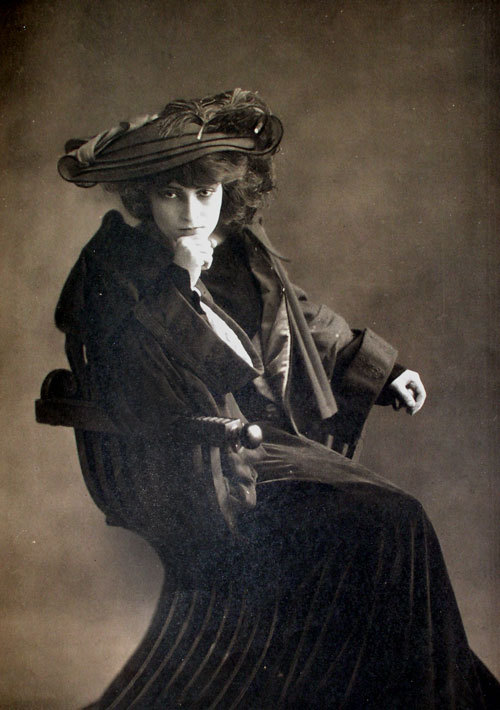 totallysevere:French stage actress, turn of the century.This is probably Gabrielle Ray, and reminder