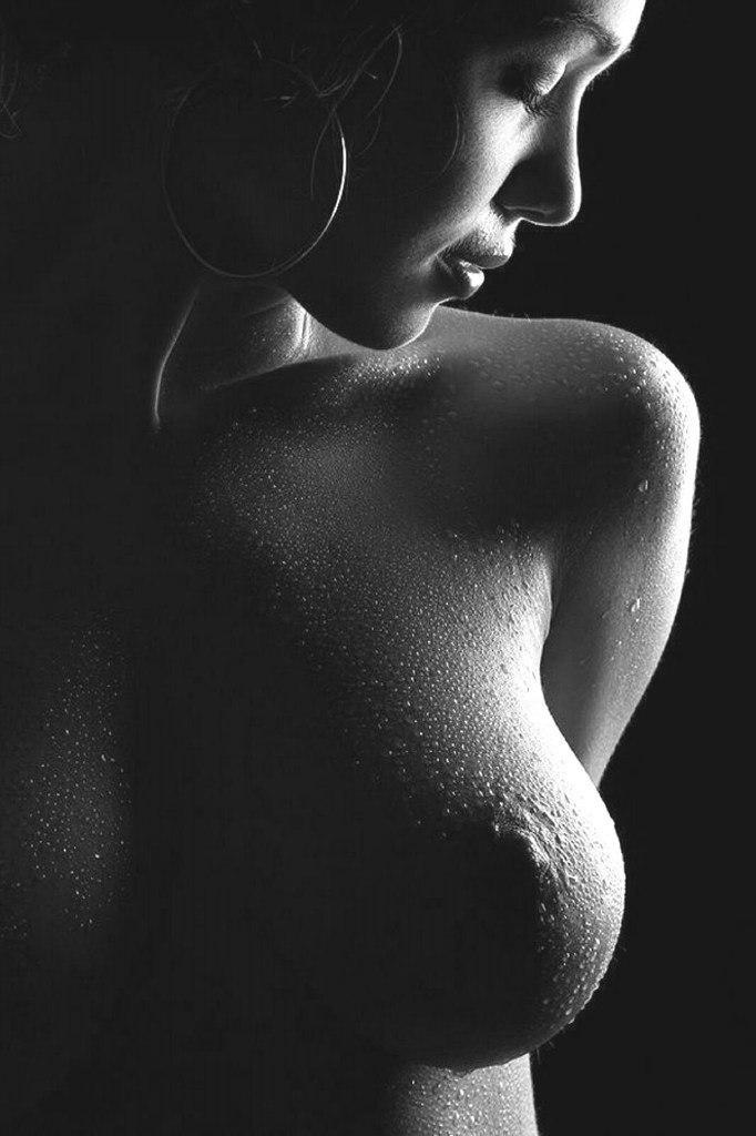 something-eyecatching:BW