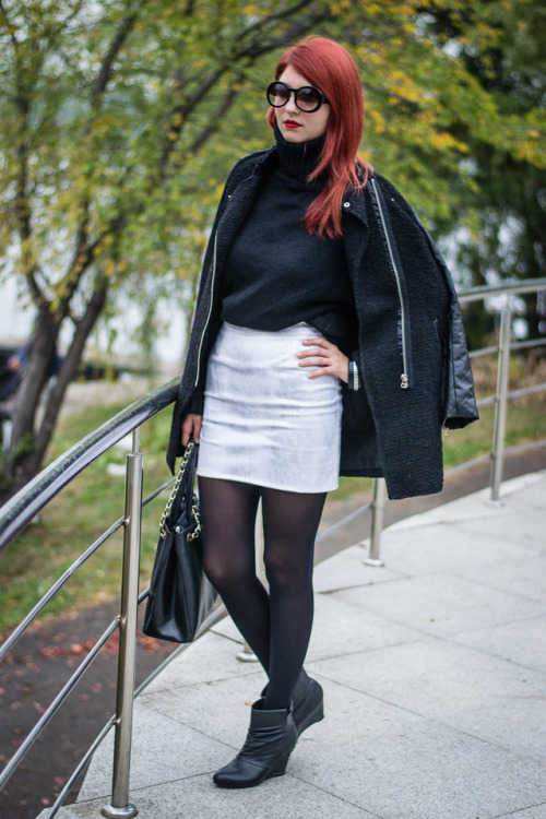 (via Black as rain | The Rubber Doll by Pepa)