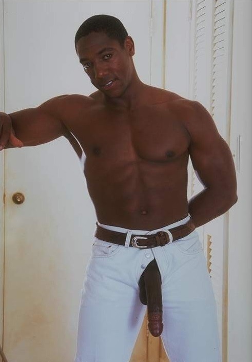 real-deal-inches:  Jadson Pirocao is a black hunk with a huge cock ! Damn, I’d