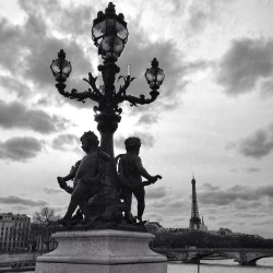 I had a good shooting day. Even though I shot nothing for my series. 😬 (at Pont Alexandre III)