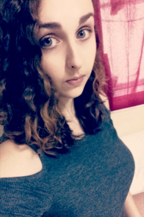 sexybritishllama:  i keep on trying to limit the number of clothes i have since i move back to the UK soon and need to fit everything i own into 1 suitcase but H&M sales keep on luring me in