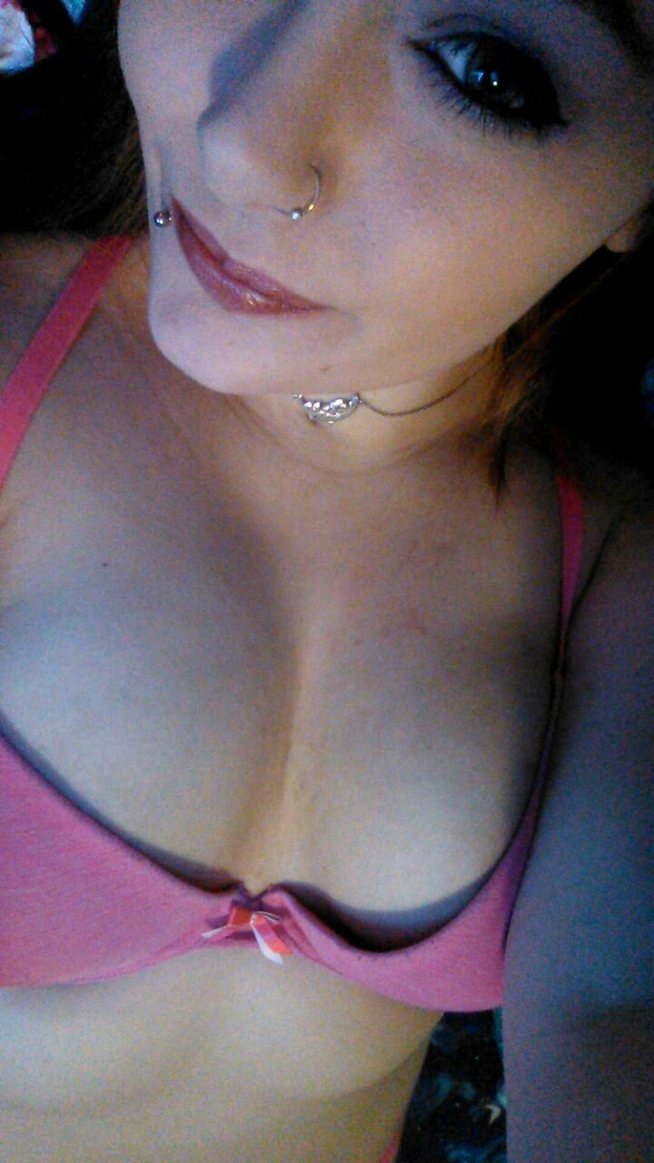 puffthemagicdrugqueen:  me again. i have a headache good nightAmazon wishlist