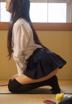 quantanp:  schoolgirl