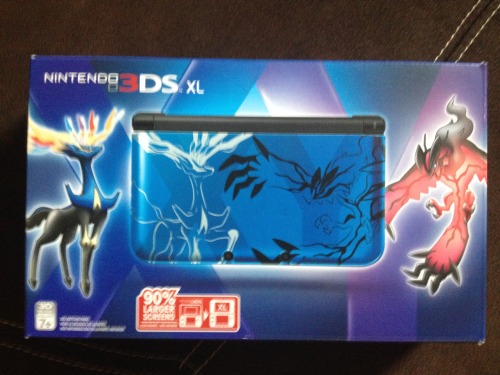 hextraordinary:  So for ergonomic reasons and the fact that I can’t see 3D, I’ve recently gotten myself a 2DS.  This leaves me with this Blue Pokemon XY 3DSXL which I figured I’d give away since trying to sell it hasn’t proven very fruitful.