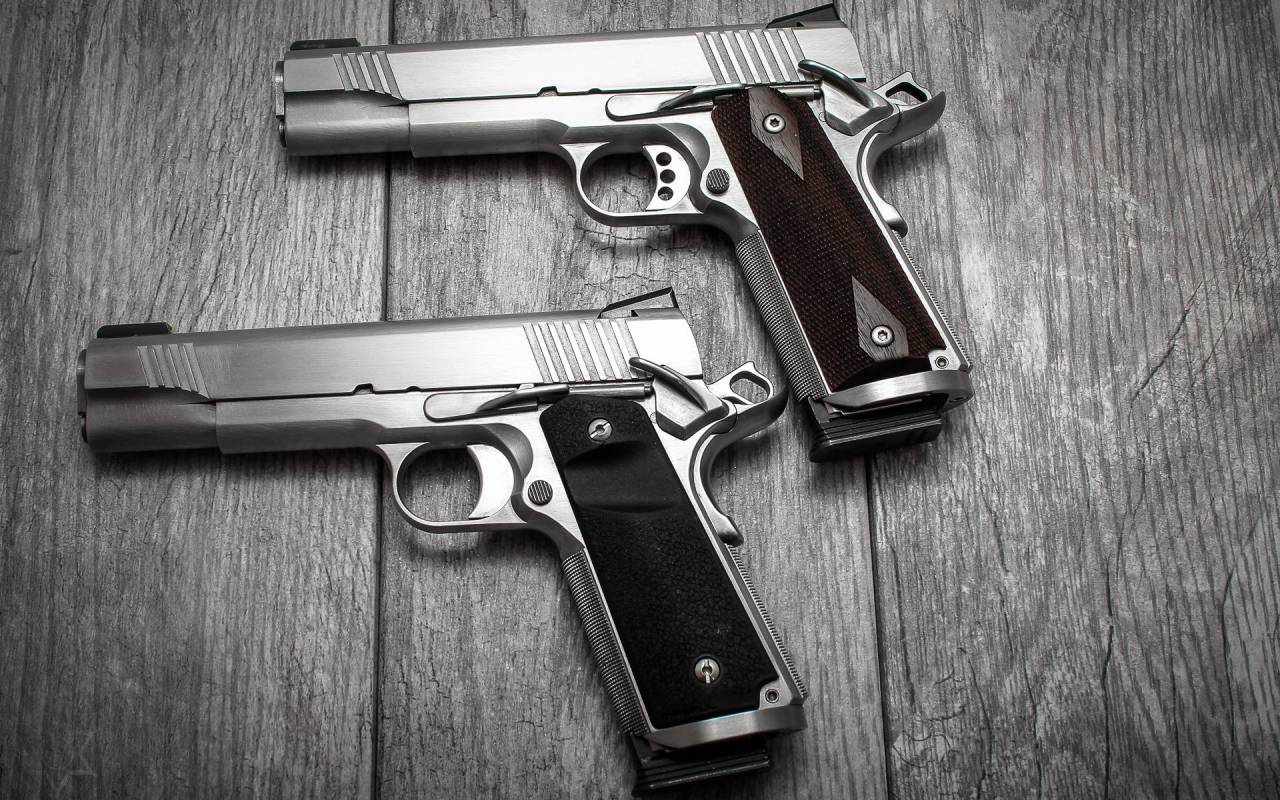 weaponslover:  1911s | Source