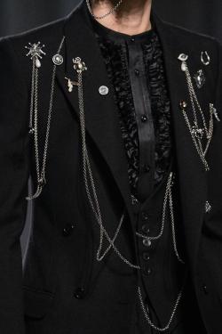 kasperknowak:Alexander McQueen men’s Autumn 2016