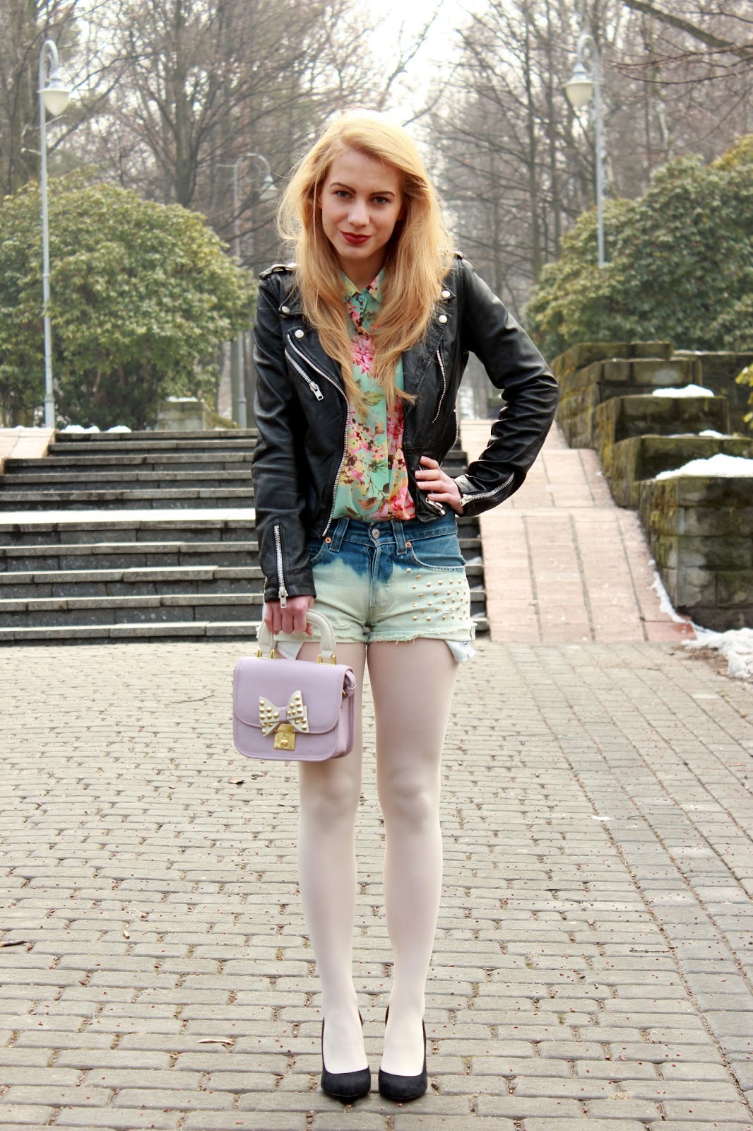 tights-galore:  Tights Galore Blog Tights | Fashion | Legwear