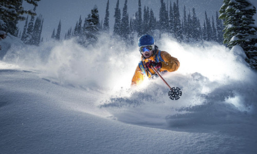 powder skiing