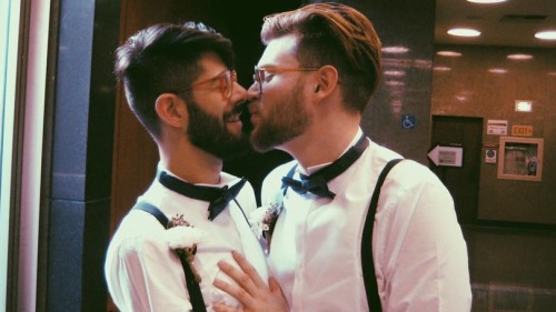 IT'S BETTER WITH A BEARD