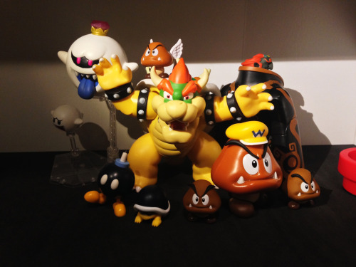 4 NEW ADDITIONS!Paragoomba - K’NEXGoomba - World of NintendoPeach - World of NintendoPink Yoshi - Wo