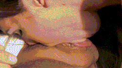 curvesofnature:  Full deepthroat and lick