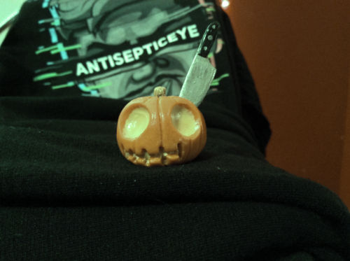 therealjacksepticeye: generalist-coconut: Happy first birthday, Anti! Here’s a tiny polymer cl