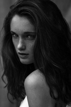 grantlegan:  Kat. @factorwomen. Chicago. MUA - @zeegustafson  stunner