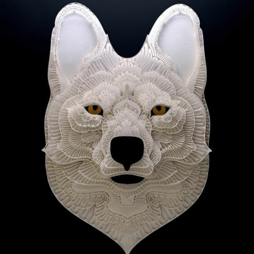 thedesigndome:Elaborate Paper Sculptures of Endangered AnimalsPatrick Cabral, an artist based in Phi