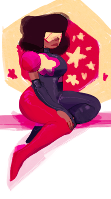 fuzenia:  i love her hips 