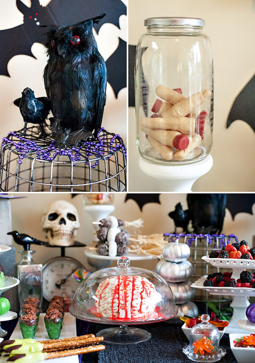 confectionerybliss:  Monster’s Ball Halloween Party {Bats, Witches & More!} | HWTM