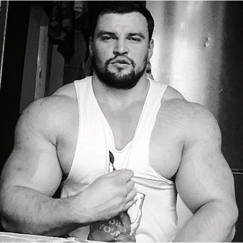 biglars21:jjsmithmg:Pavel Fedorov  Husband material