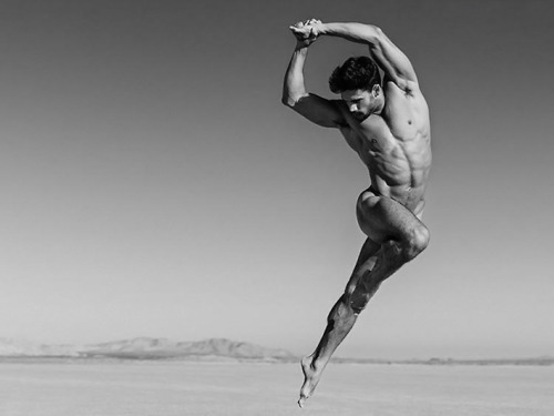 tornepl:  Willie Gomez by Kevin McDermott 