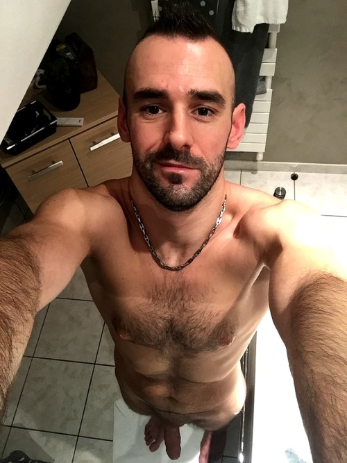 younghairymen:Yummy