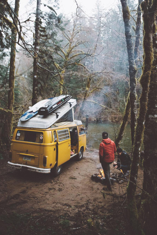 campinguniverse: www.nomadsgear.net