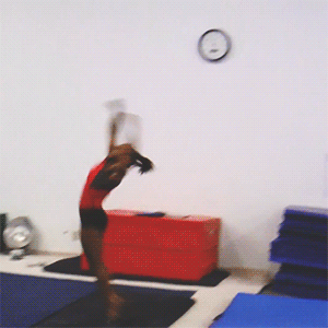 rudegyalchina:blackfitandfab:jordynslefteyebrow:  soooooooo wanna talk about this   Magical flying Black girl!  We all magic though . She has fairy dust ❤️ and Diamond :))