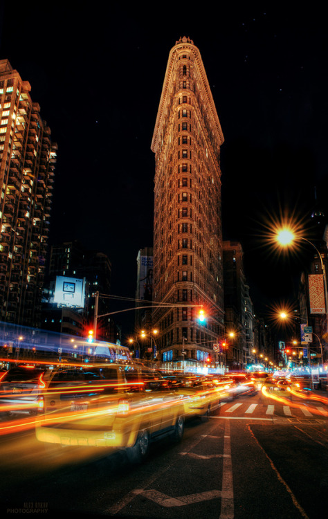 ethereal-vistas: Night life (NY/USA) by Alex Rykov