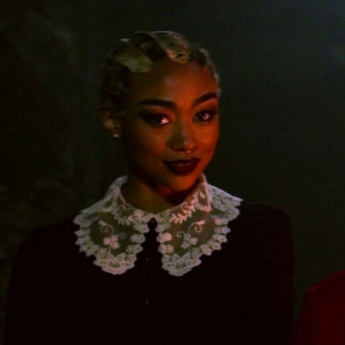 Sabrina Spellman Icons (+matching) | Chilling Adventures of Sabrina