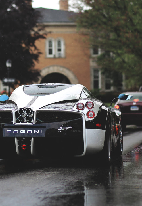 onlysupercars:  Via   ny  
