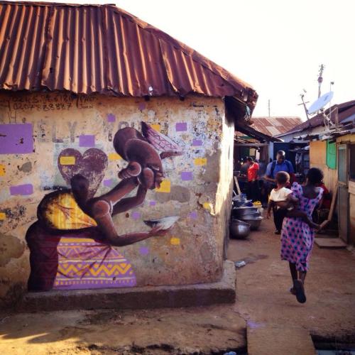 organicsomethings:accrawalkintours:Brazilian graffiti artist Alexandre Keto is currently in Ghana as