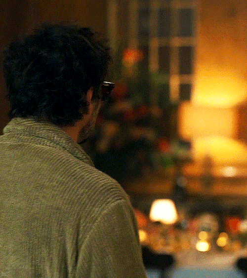 Lovesick | Pedro Pascal [3]