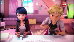 sarahcada:  Marinette pwning Adrien in Le