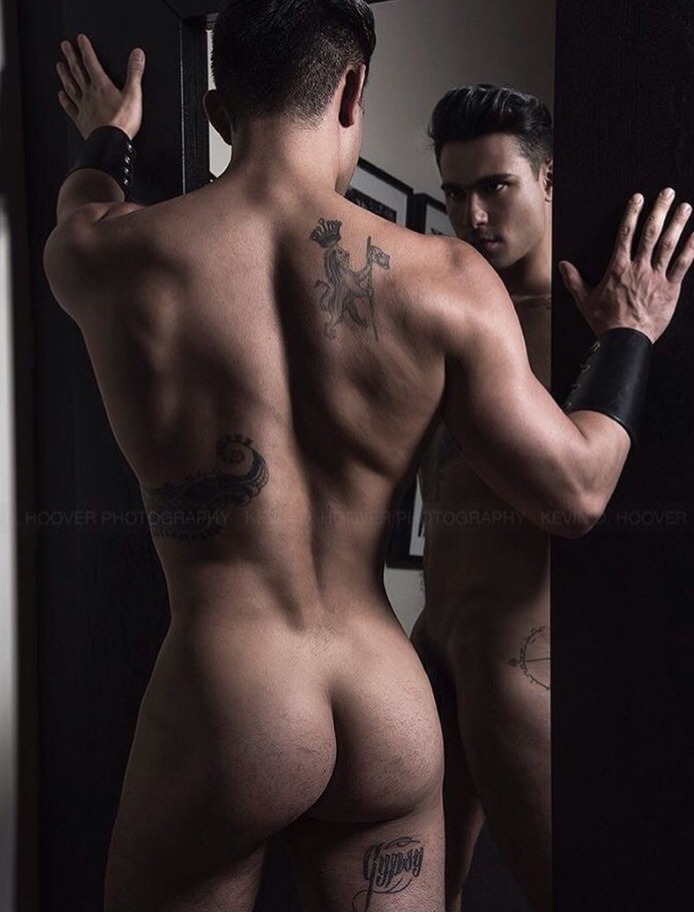 pushmybottoms:  ASS Wednesday  www.pushmybottoms.tumblr.com 