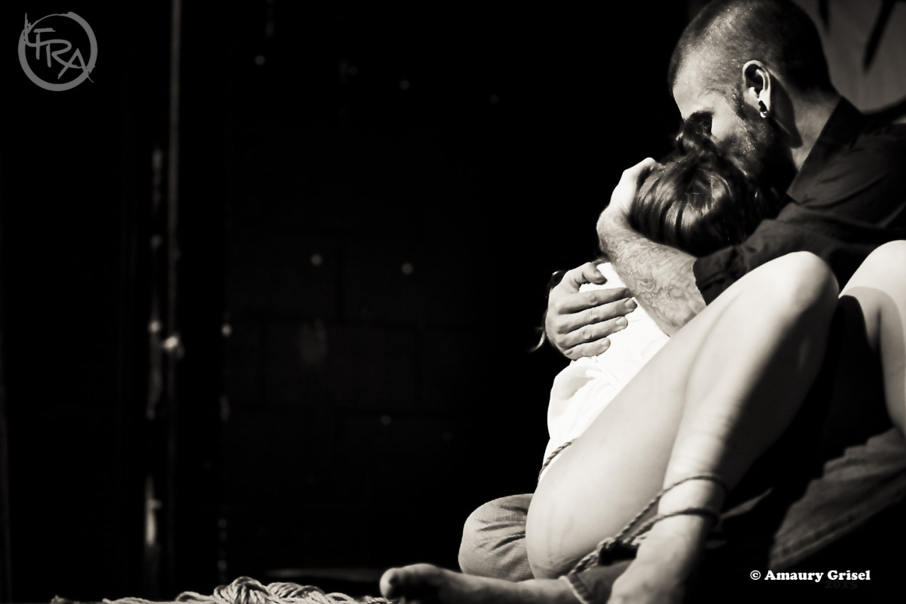 fred-rx:  performing at the London Festival or Rope and Art 2015 with oceanschild.