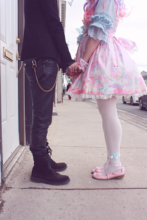 babysuccubuskitten:  solosoyunalmavacia:  Tumblr en We Heart It.  I adore this  ❤️❤️❤️❤️❤️