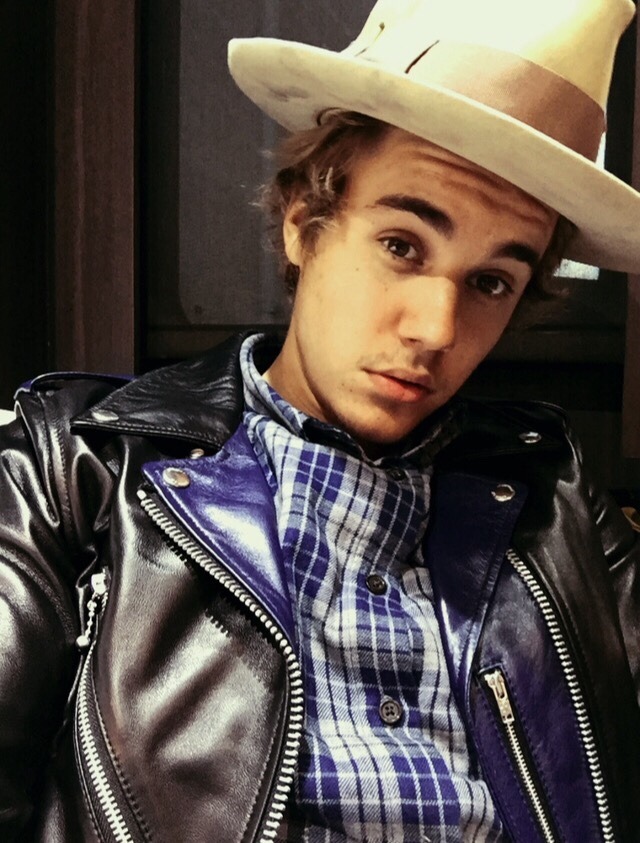 keeping-up-with-bieber:justinbieber: 