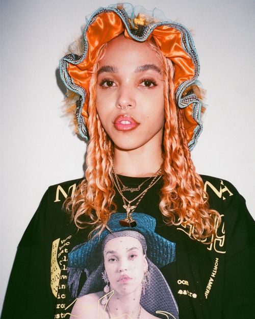 Porn fkatwigs-fashionstyle:  fkatwigs: “so photos