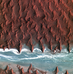 javsyferr:  asylum-art: IBreathtaking Satellite Photos of Earth from the European Space Agency (ESA) The European Space Agency (ESA) presented a collection of images of the Earth taken from the satellite. More here. The ESA has an incredible Observing