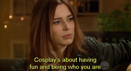 idontsharemyserkets:  cosplaycraze:  bluedogeyes:  Heroes of Cosplay - 01x02 - Emerald City Chloe Dykstra from Just Cos at Nerdist Channel  I really hope she’s in more episodes, Chloe’s the only one worth watching this for.  Wow.  I like her, jessie