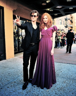 badwolfery:  &ldquo;You don’t want to be photographed next to Matt and Karen. Have you seen them? It’s like the two most beautiful people in the world.” -Steven Moffat 