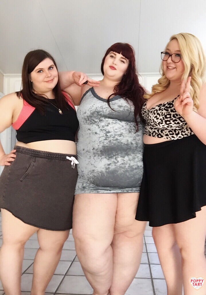 poppytartofficial:Being fat and adorable with @woodsgotweird and @bbwmarzipan 💖