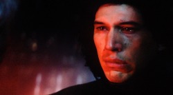 bensolotrashh:  Kylo Ren holding back his