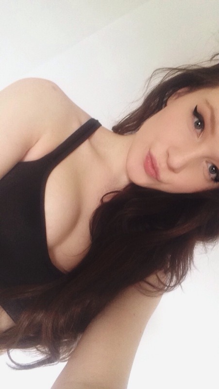 totallyfuckingfetch:  totallyfuckingfetch:  I hope this selfie is okay for selfie
