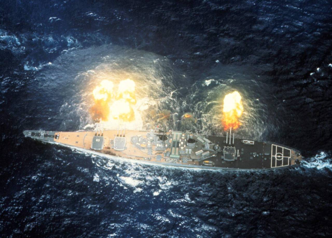 rocketumbl:  USS Missouri (BB-63) 