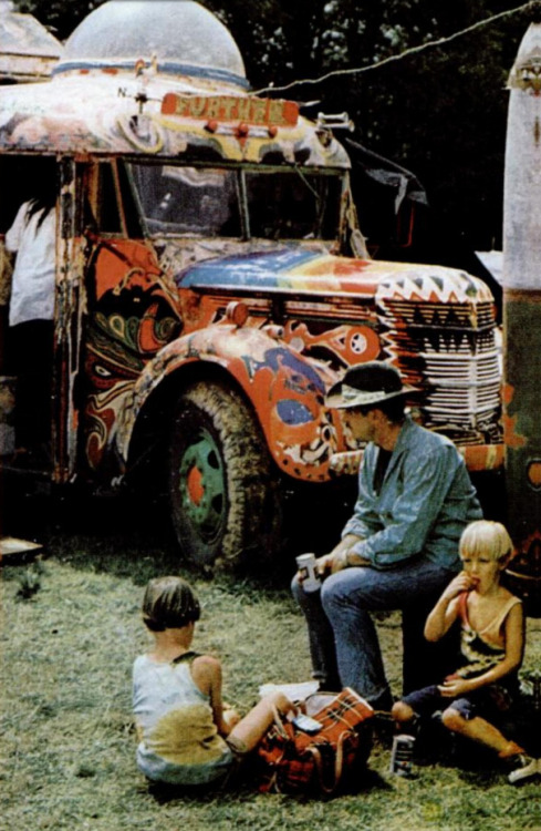 thelostvintage: life magazine woodstock special edition 1969