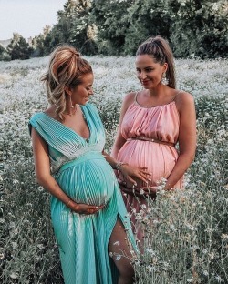 cuckqueansub:  When you knock up your wife and yalls girlfriend at the same time. They are so excited to be due on the same day and can’t wait for you to show off both your new babies. 