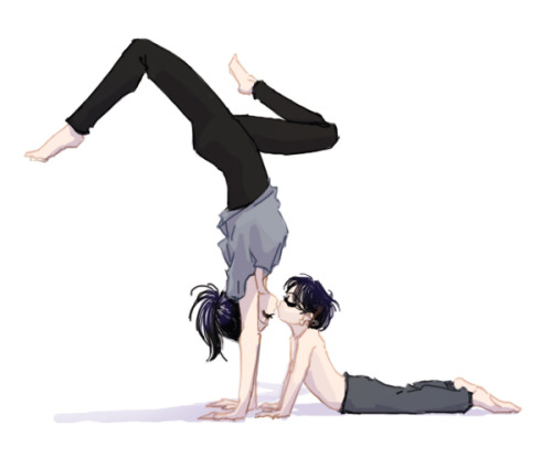alemanriq: some yoga with ackermom~because whenever I see those cute photos with moms and their chil
