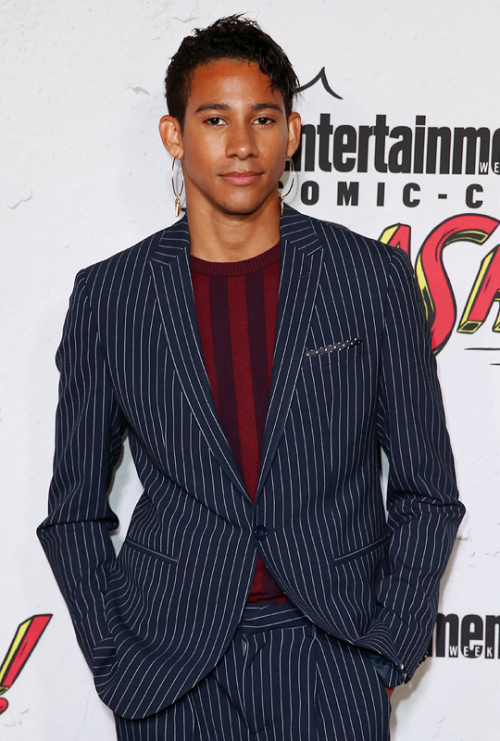 theflashgifs: Keiynan Lonsdale attends the Entertainment Weekly’s Annual Comic-Con Party 2017.