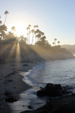 wyntershetley:  // The crack of dawn in Laguna Beach…. amazing. // 